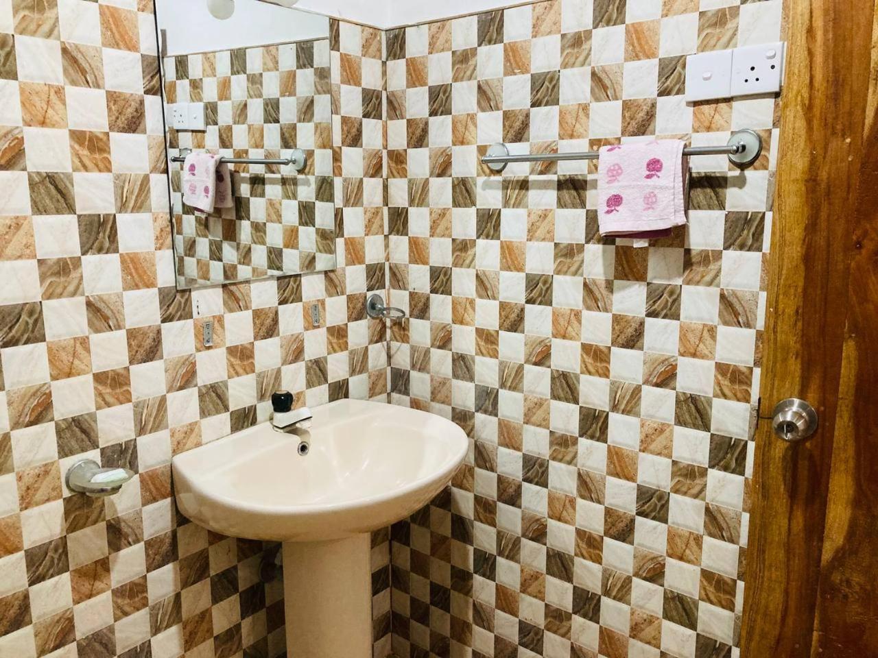 Sigiri Lodge Szigirija Kültér fotó